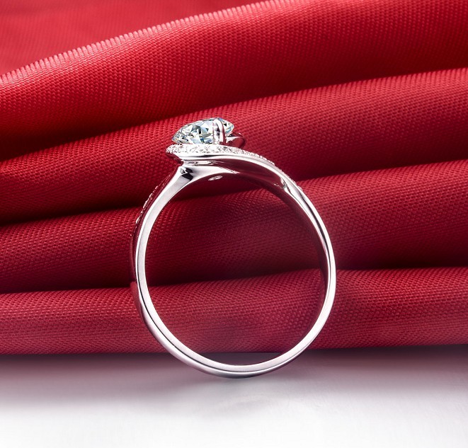 

Sterling Silver 18k White Gold Cover 0.5ct NSCD Synthetic Diamond Women Wedding Ring Classic Jewelry Engagement Free Shipping