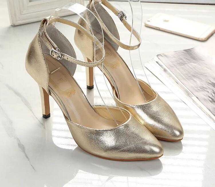 sandalias douradas para casamento