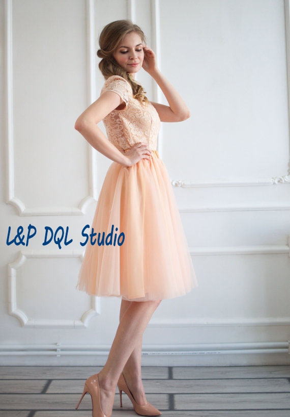 

Country Bridesmaid Dresses 2 Pieces Soft tulle with Lace Summer Wedding Party Dresses Cheap Elastic Waist Cheap