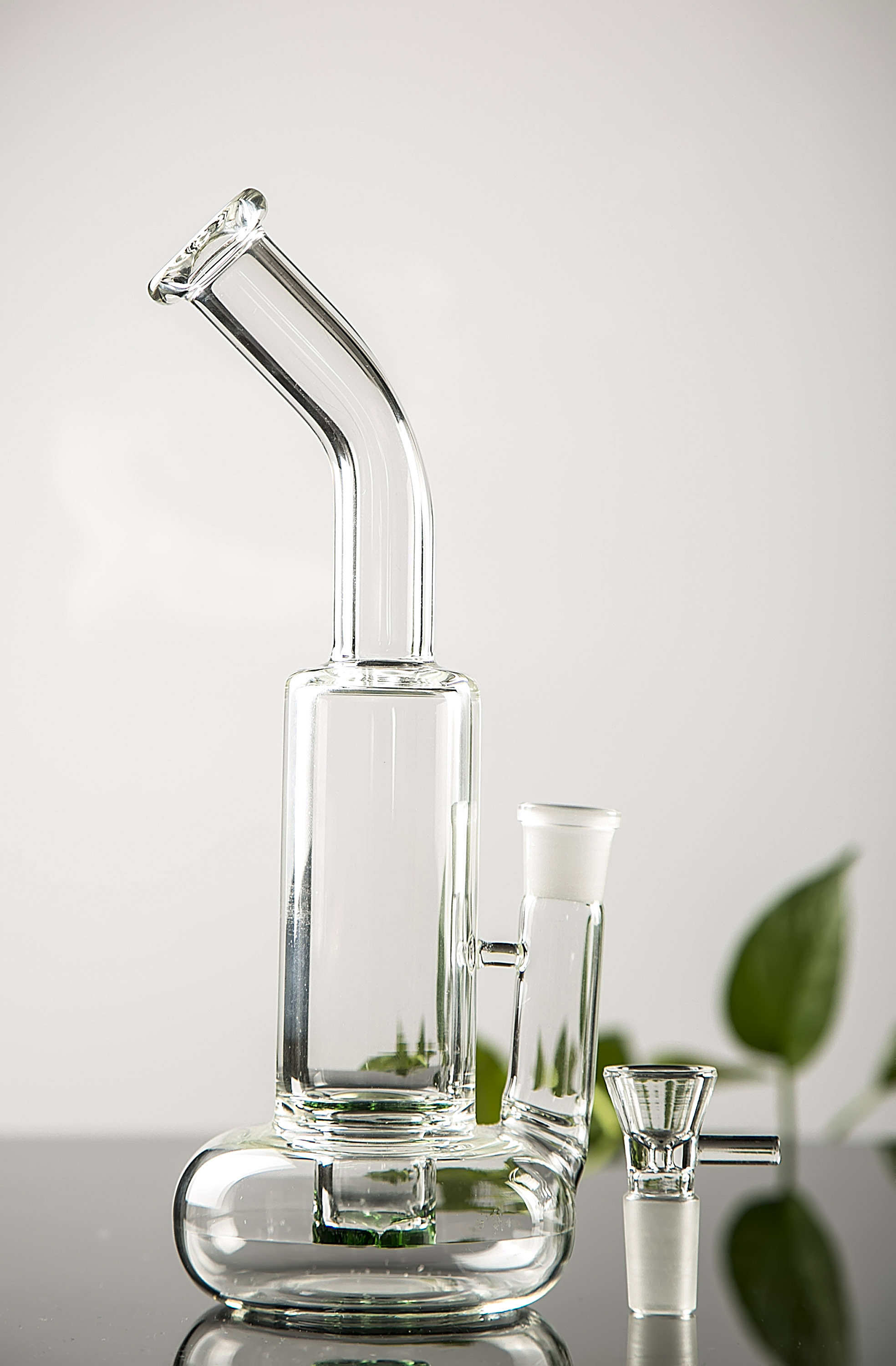 Newest Cheap Thick Round Bottom Glass Water Pipes Green Shower Head Perc Recycler Oil Rigs Bong Smoking Pipes Hookahs With Bowl-image-249132847