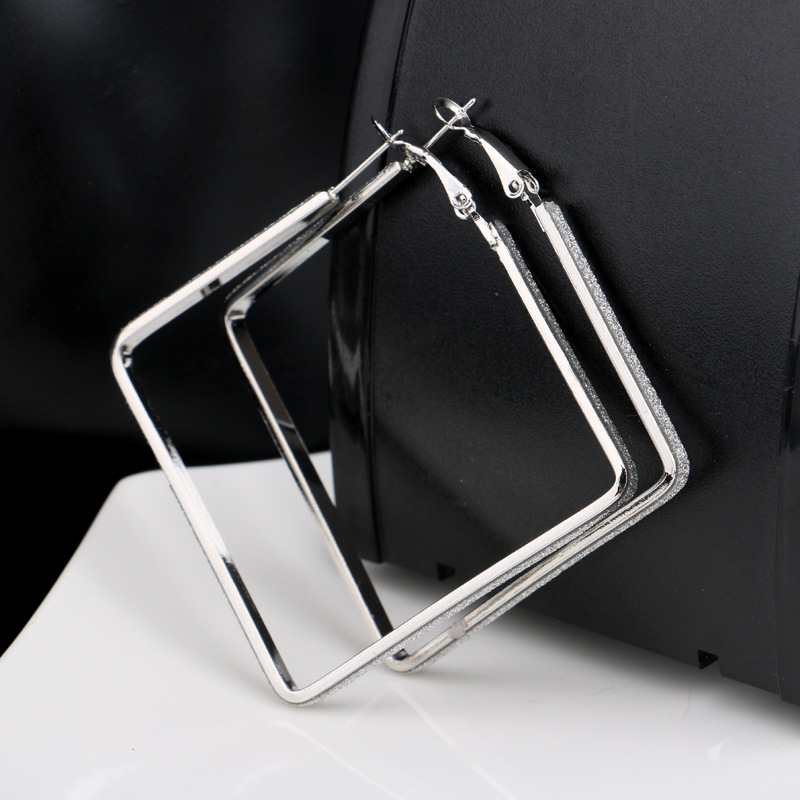 

Hot New Fashion Women Lady Cute Square Patterned Silver Gold Plated Charm Ear Stud Earrings Fit Party
