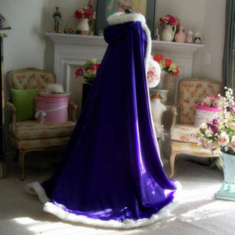 

New Stunning Wedding Cloak Cape Hooded with Fur Trim Satin Custom Made Cheap Winter Long White Bridal Wrap Jackets Hot Sale 2017, Grey