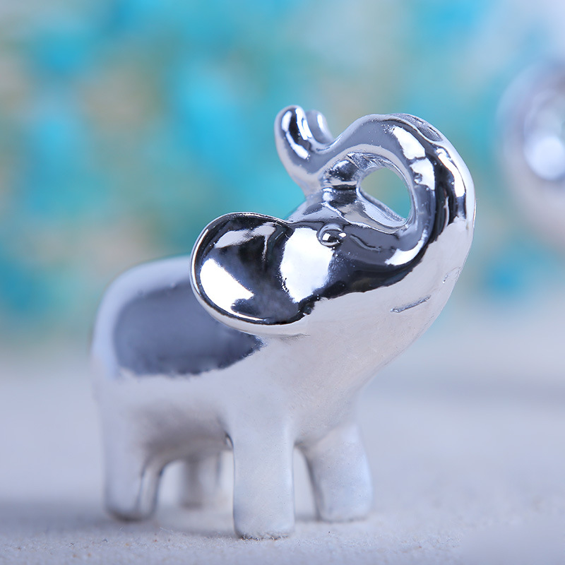 

Wedding Favor Party Gifts "Lucky in Love" Silver-Finish Lucky Elephant Place Card/Photo Holder Seat Clip With Card