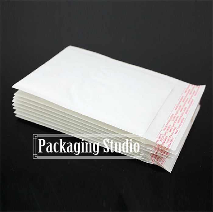 

Wholesale- 19*24+4cm White Bubble Mailers Invitation Card Mailing Bag Shipping Packaging Pedded Envelopes Free Shipping