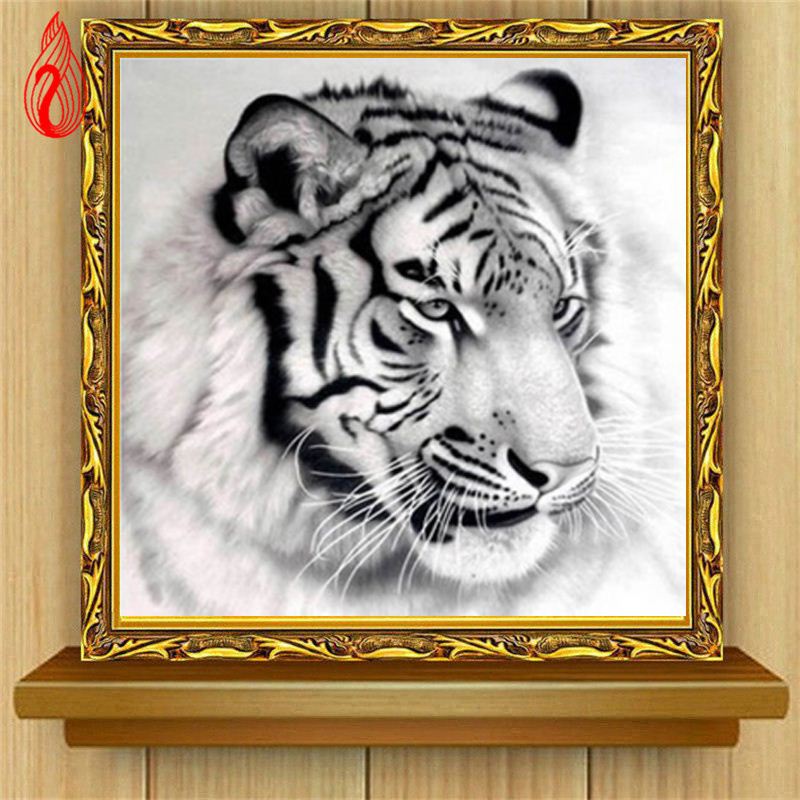 

Promotion DIY 5D Diamond Embroider The Domineering Tiger Round Diamond Painting Cross Stitch Kits Diamond Mosaic Home Decoration