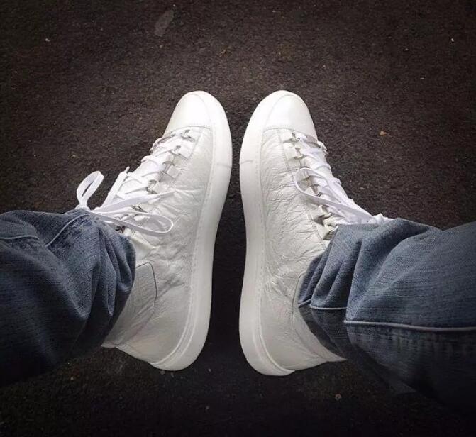 2019 new free shipping Classic style High Top Quality Shoes Luxury Genuine Leather men sneakers Shoes Casual Flats high shoes range Size