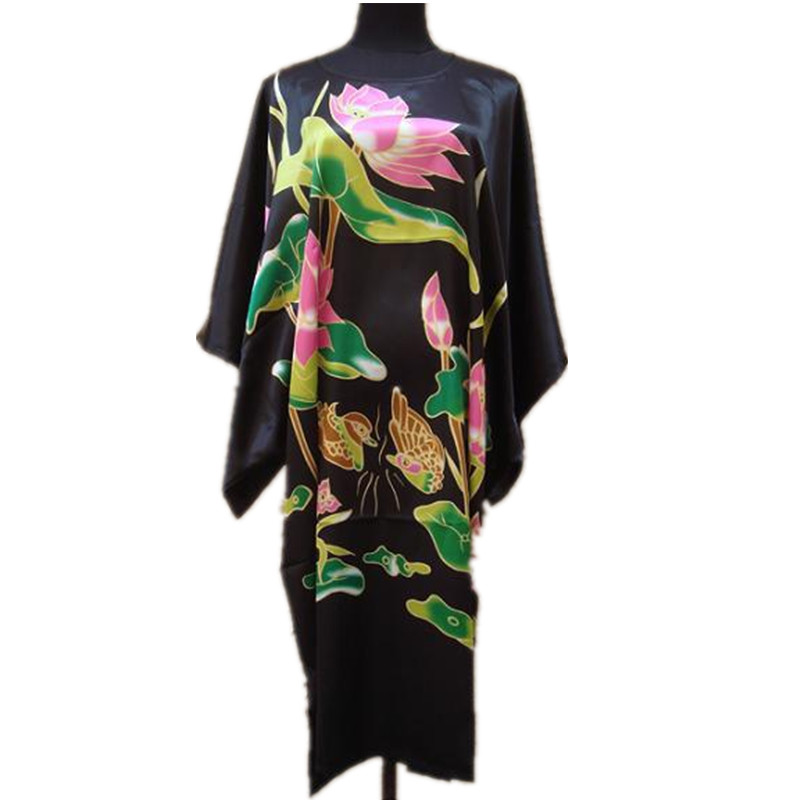 

Wholesale- Black Ladies Robe Summer Casual Pajamas Chinese Women Rayon Sleepwear Kimono Bath Gown Nightgown Kaftan Yukata  M03, Style 1
