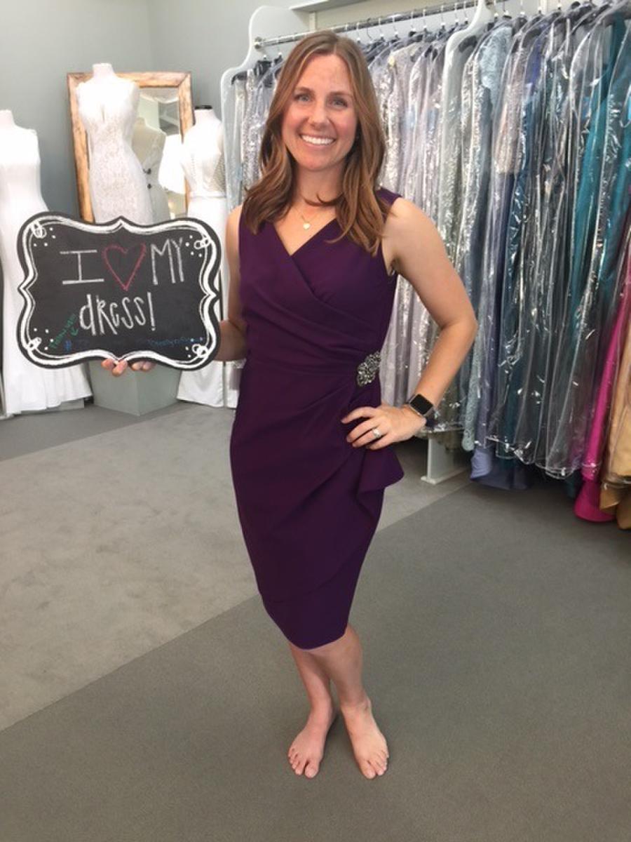 

Tank Purple Short Mother of the Bride Dresses Knee Length V Neck Ruched Beaded Party Dress for Women vestido de novia corto