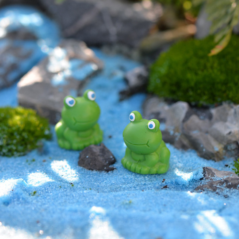 

10pcs mini Blue eyes frog terrarium figurines fairy garden miniatures miniaturas para mini jardins resin craft bonsai home decor