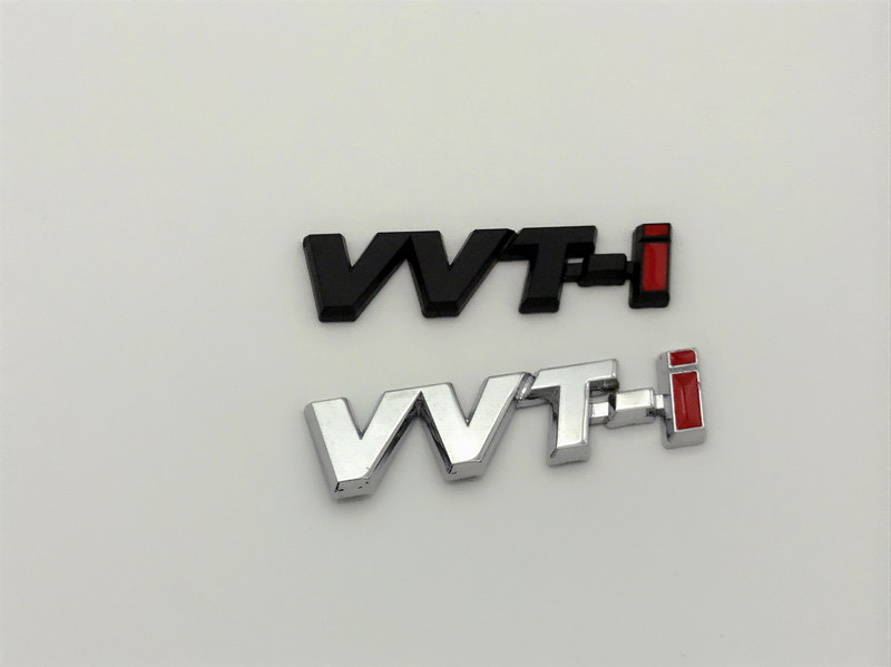 2pcs / lot VVTi VVTi Lettre Logo Decal arrière de voiture Trunk emblème badge autocollant pour Toyota Car Styling