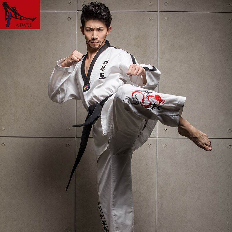 

New Genuine High-end WTF taekwondo dobok Adult Men And Women Taekwondo Uniforms Long Sleeved Male Female Clothing, White