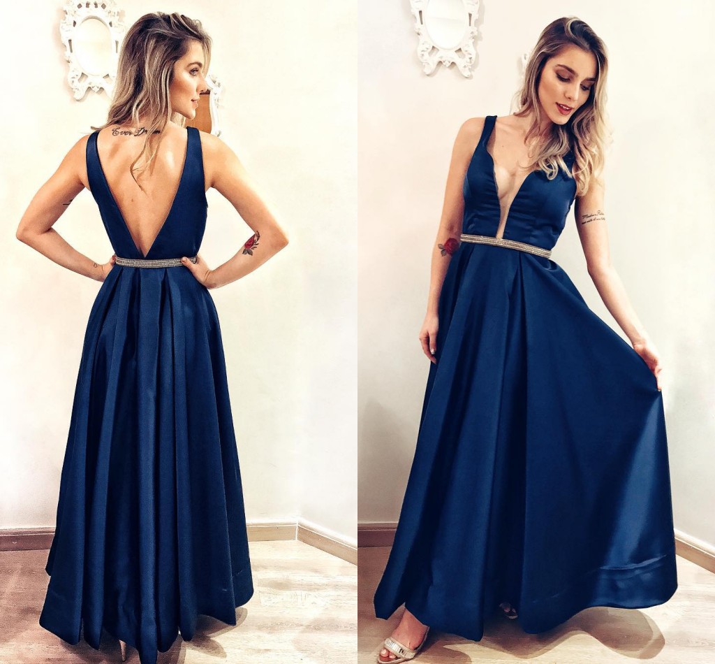 

Backless Long Evening Party Dresses for Girls Illusion V Neck A-Line Navy Blue Satin Prom Dresses Beaded Waist Sparkle Prom Gowns