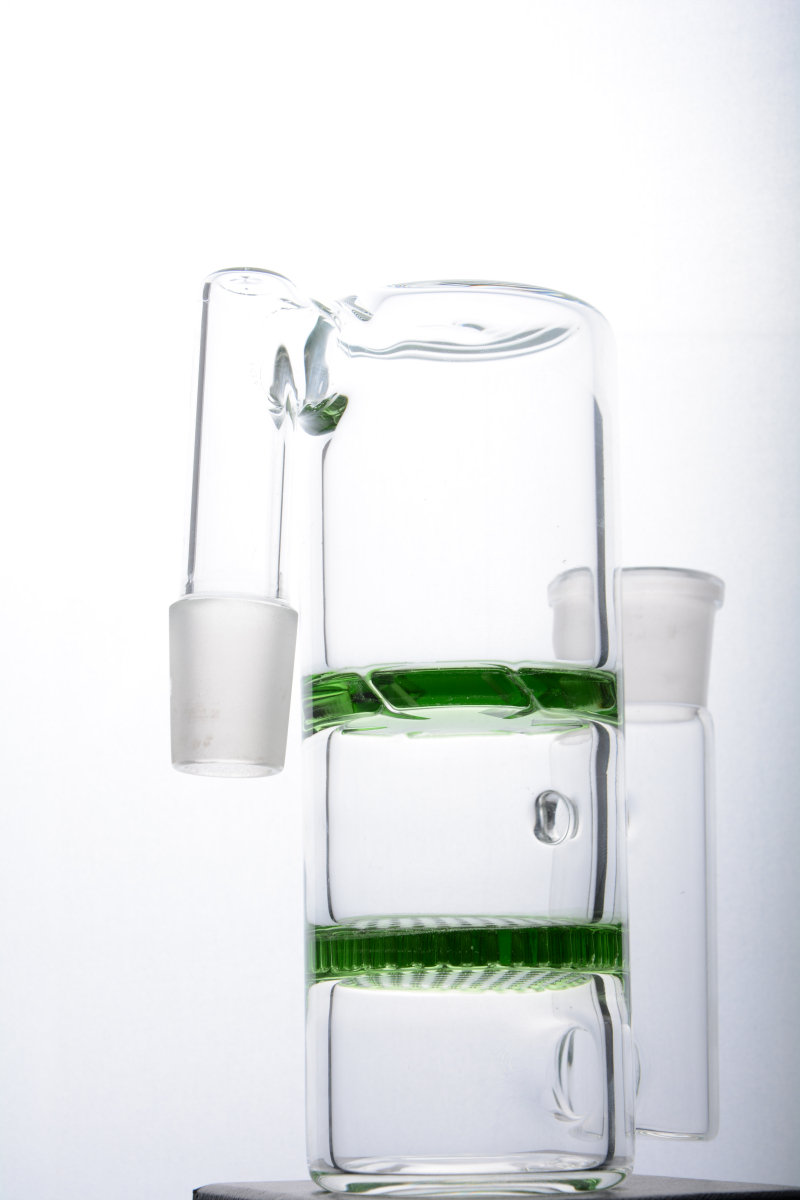 

Whosale Ashcatcher Fliter and Whirlpool Glass Ash Catcher 18MM Thick 90 Degrees Recycler 18mm Ash Catcher Free Shipping