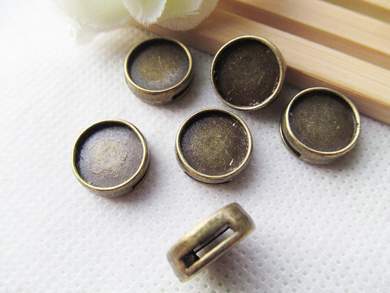 

Antique Silver tone/Antique Bronze Round Bracelet and Necklace Slider Beads,Base Setting Tray Bezel,For 12mm Cabochon/Picture/Cameo, Blue;slivery