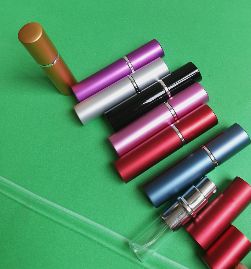 

1Pieces 5ml Refillable Portable Mini Perfume Bottle Atomizer Spray &Traveler Aluminum Empty Parfum Bottle Free Shipping