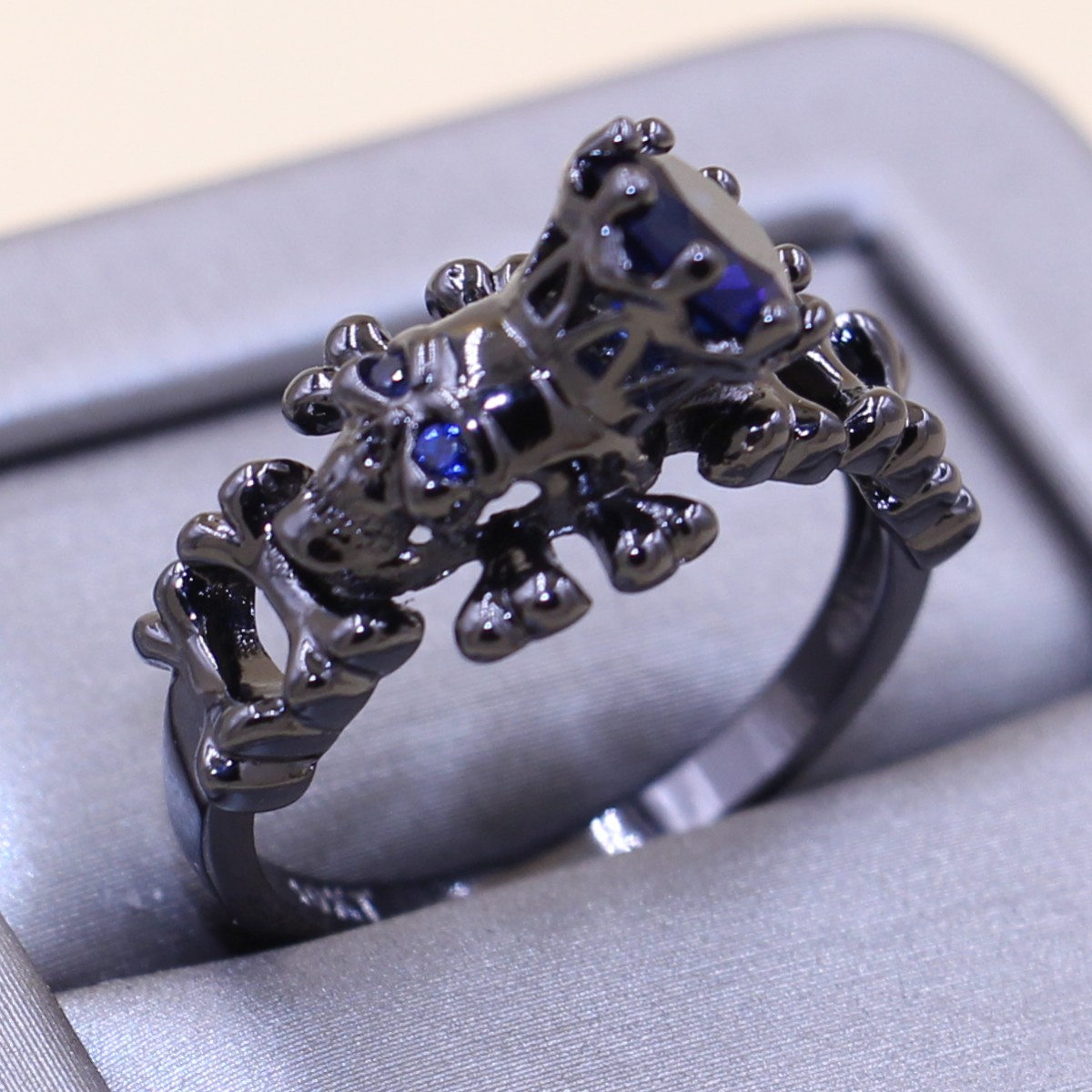 

Vintage Punk Jewelry 10KT Black Gold Filled Round Cut Blue Sapphire Gemstones Simulated Diamond Party Wedding Women Skull Ring Gift Size5-11