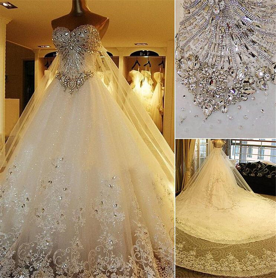 

A-Line Sweetheart Appliques Beaded Garden Free Sets Free Veil Luxury Crystal Wedding Dresses Lace Cathedral Lace-up Back Bridal Gowns, White