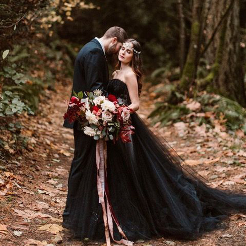

Black Tulle Wedding Dresses 2017 Bohemian Vintage Strapless Ruched Long Bridal Gowns Custom Made China EN10117