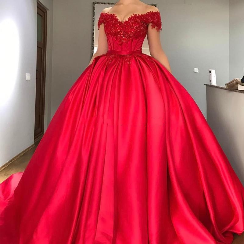 Modest Off Shoulder Red Ball Gown Quinceanera Dresses Appliques Beaded Satin Corset Lace Up Prom Dresses Sweet Sixteen Dresses