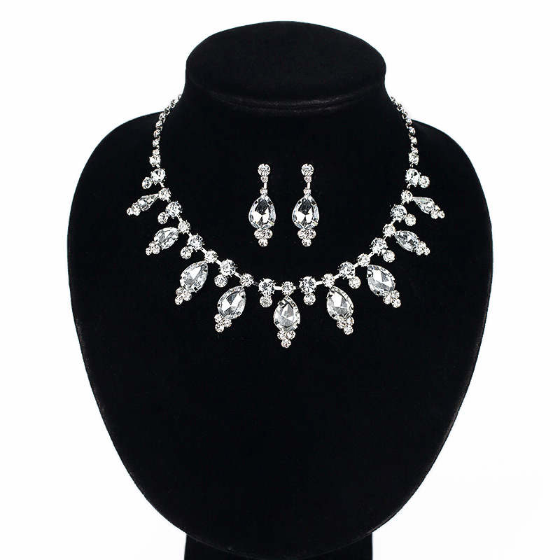 

2017 New Wedding Costume Accessories Cubic Zircon Crystal Bridal Earrings And Necklace Jewelry Sets For Brides, Silver