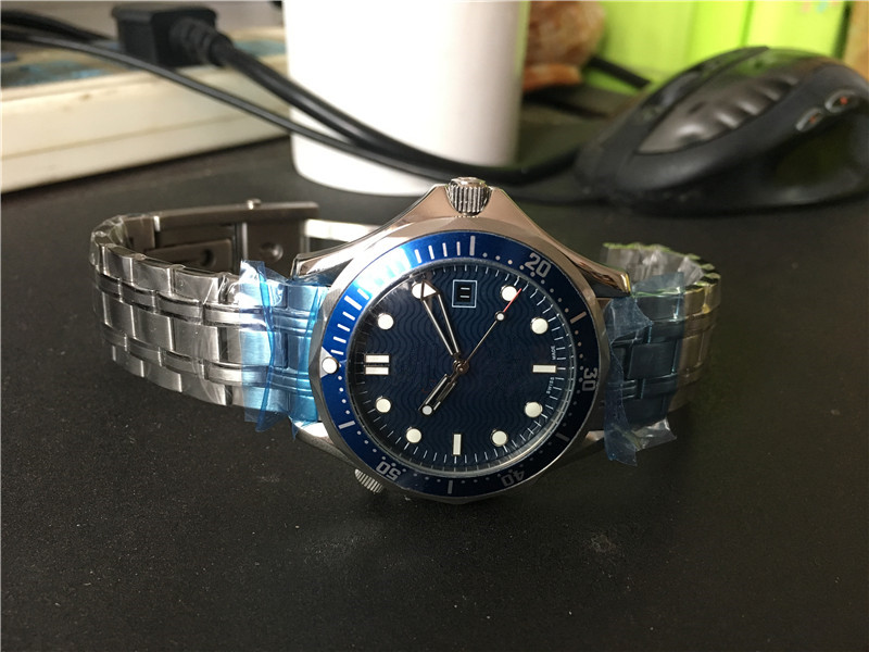 

Top quality Classic Male Watch menchanical Automatic fashion watch, Blue face Mens stainless Watches man wrist watch 016, Blue face blue bezel