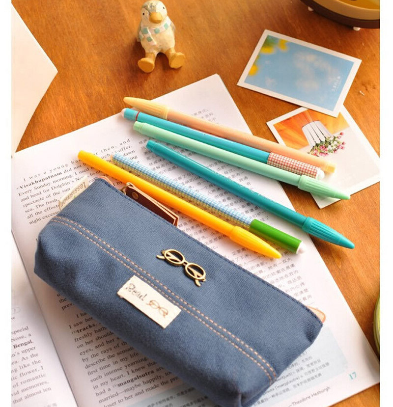 

200creative small universe pen stationery bag Women Brief Canvas Cosmetic Bags 5colors big messerenge zipper bags, Red