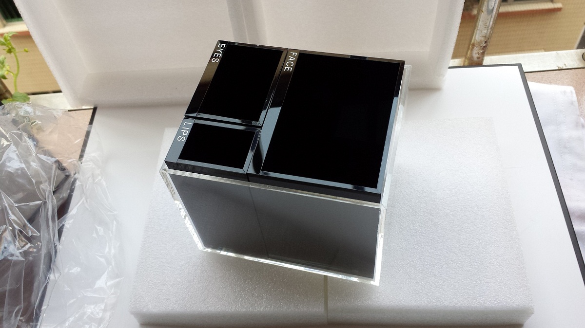 

Luxury Fashion 4 in 1 Combination Makeup Tools Box Cosmetic Pen Eyelash Brush Lipstick Storage Box Wedding Gift With Gift Box, Black