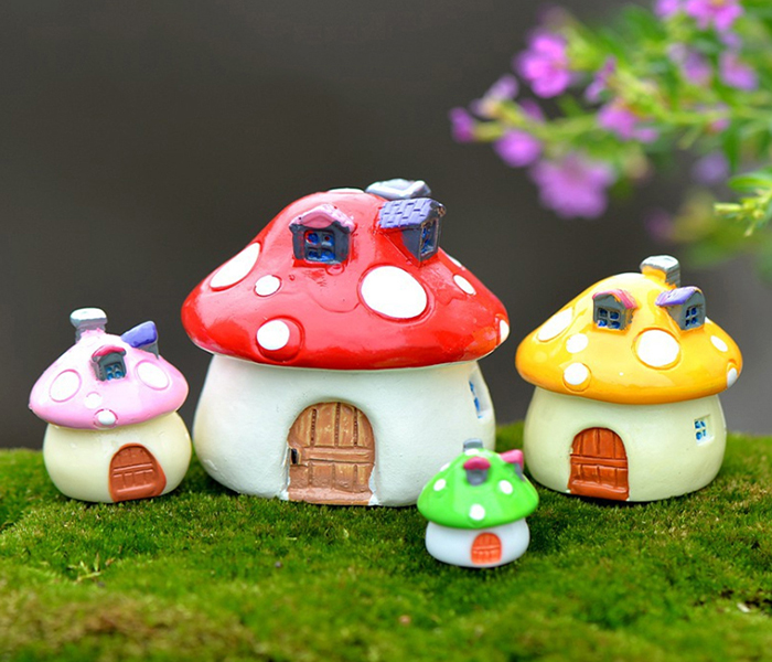 

Free shiping 4size 4color Mini mushroom with dot fairy decorative tiny garden and home desk artificial resin miniatures accessory