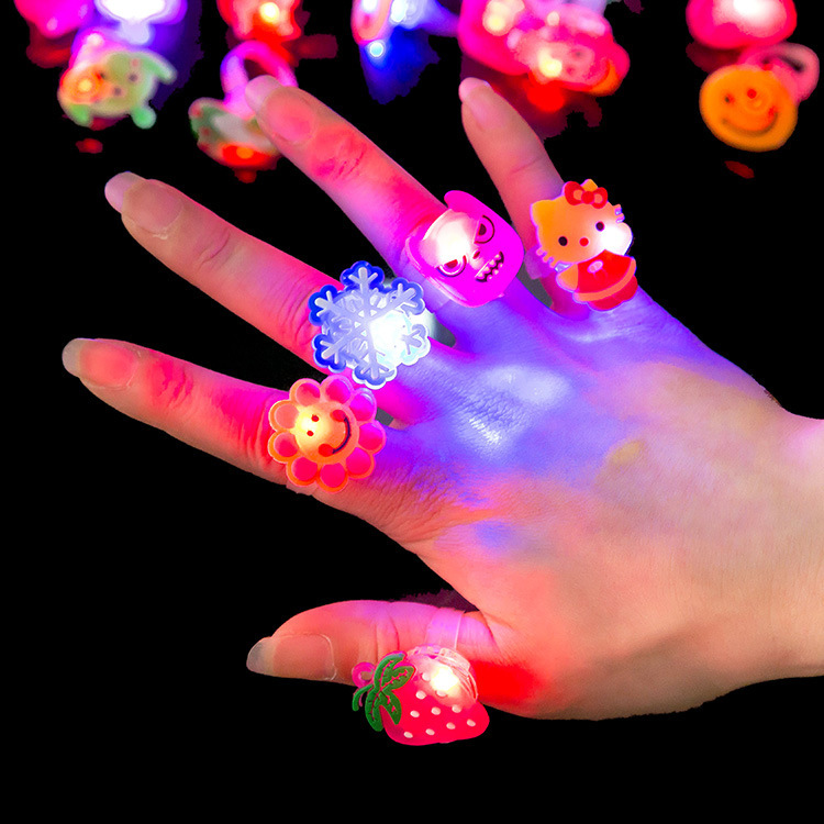 New Black Cat Flashing LED Jelly Rings Light Up Finger Glow Party Bag Wholesale