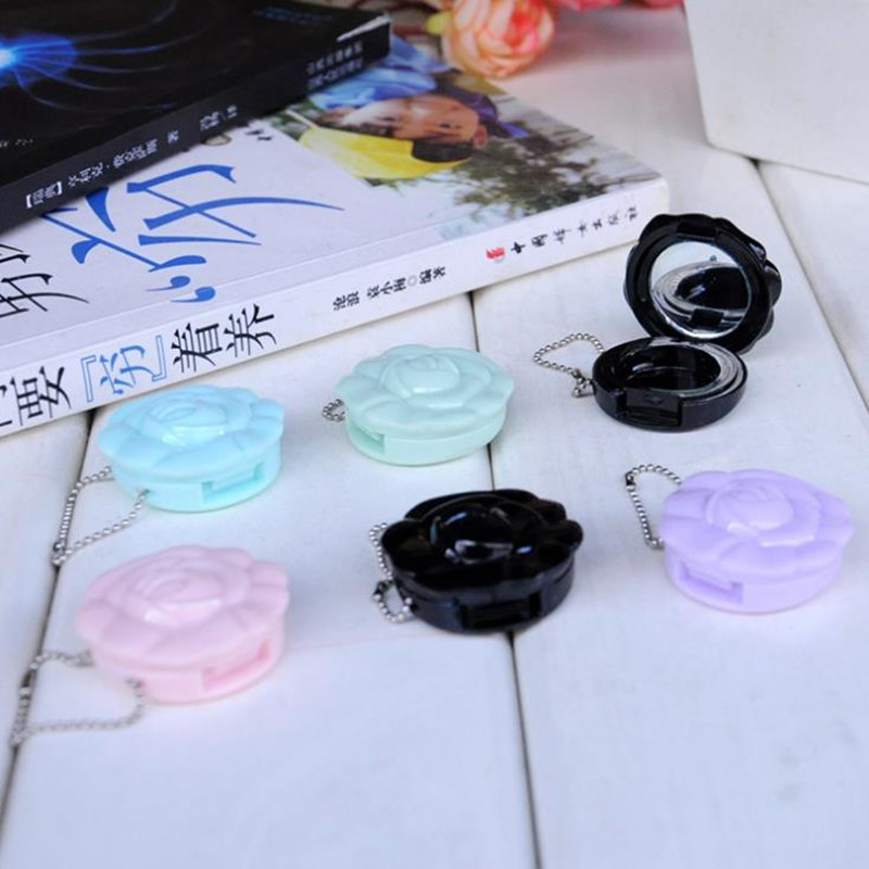 

Mixed colors eye shadow boxes / transparent skylight lid / plastic foundation empty jar / lipstick container fast shipping F20172342