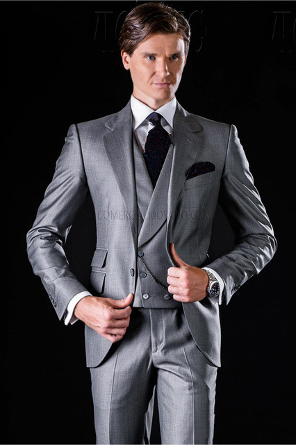 

Latest Design Light Grey Groom Tuxedos Notch Lapel Groomsmen Best Man Suits Mens Wedding Blazer Suits (Jacket+Pants+Vest+Tie) NO:462, Same as image