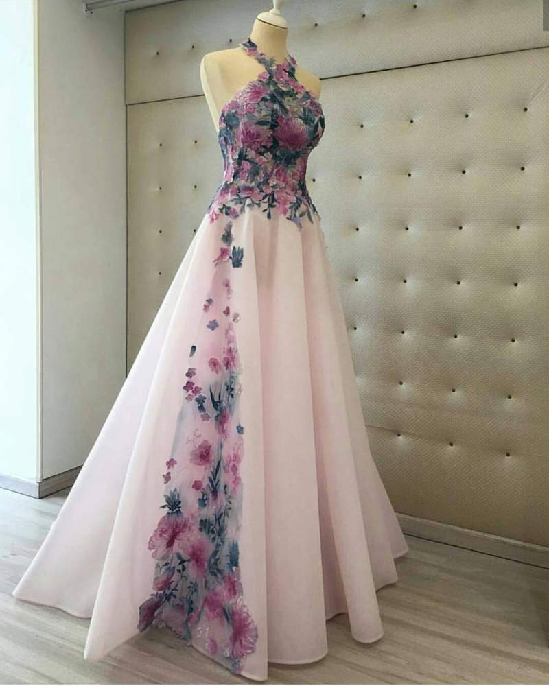 

Stylish Flower Appliques Prom Dresses Halter Neck Real Images Backless Evening Gowns Floor Length Tulle A-Line Formal Dress, Dark red