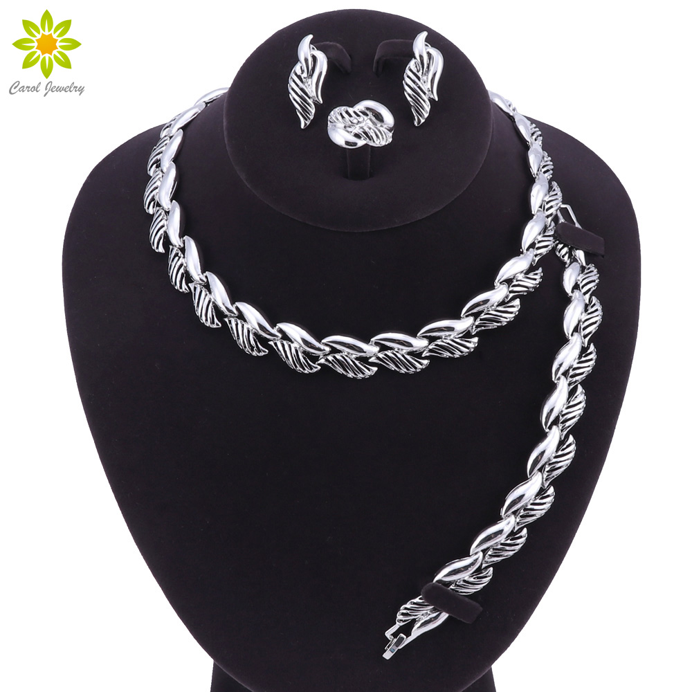 

Necklace Ring Bracelet Earrings Silver Color Fine Jewelry Sets For Women Bridal Wedding Dress Accessories Set