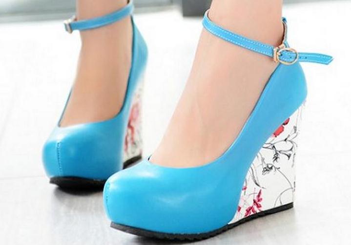 

Fashion Ankle Strap High Heels Wedges Platform Summer Pumps Women Casual Elegant Flower Print Wedges Platform FuRuiSource, Black