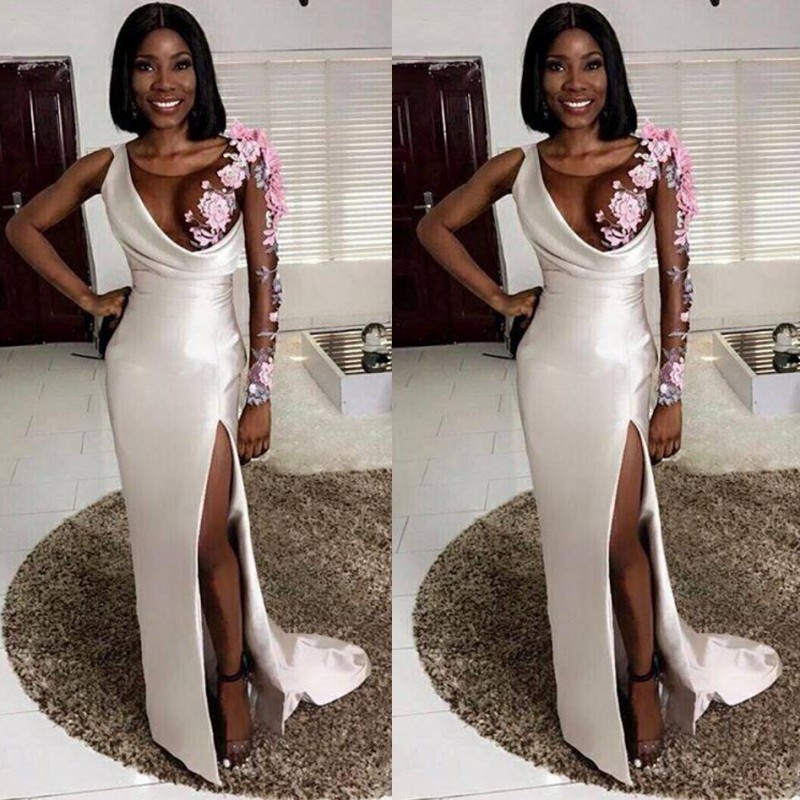 

Gorgeous Sheer Neck Floral Appliques Evening Gowns South African Illusion One Long Sleeve Prom Dresses Side Split Satin Formal Party Dress, Light purple