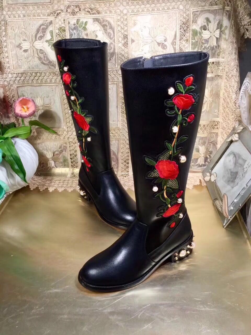 

top quality! u810 40/41 black genuine leather rose embroidery pearl knee high flat boots fashion runway