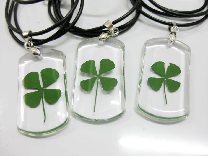 

FREE SHIPPING 12 PCS AWESOME REAL FOUR LEAF CLOVER Classical Pendant TAXIDERMY GIFT, Silver