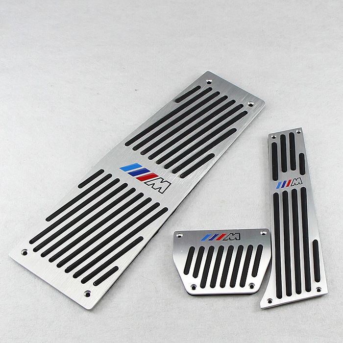 Accessoires de voiture de haute qualité pour BMW E60 ATTOCKER Sticker de la pédale de frein de frein d'accélérateur d'accélérateur, plaquettes de