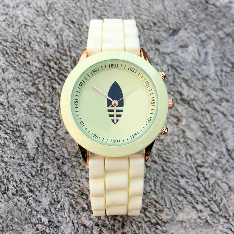 

Fashion Brand Watches Women Girl Clover 3 Leaves Leaf Style Silicone Strap Analog Quartz Wrist Watch A16, Sky blue