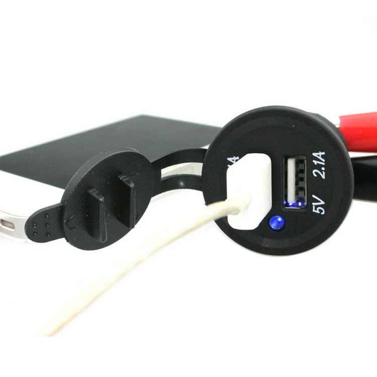 

Guaranteed 100% 5V Car Motorcycle Dual USB Socket Charger Outlet Power Mobile Phone Charger Power Adapter for Car Truck Minibu Free Shipping