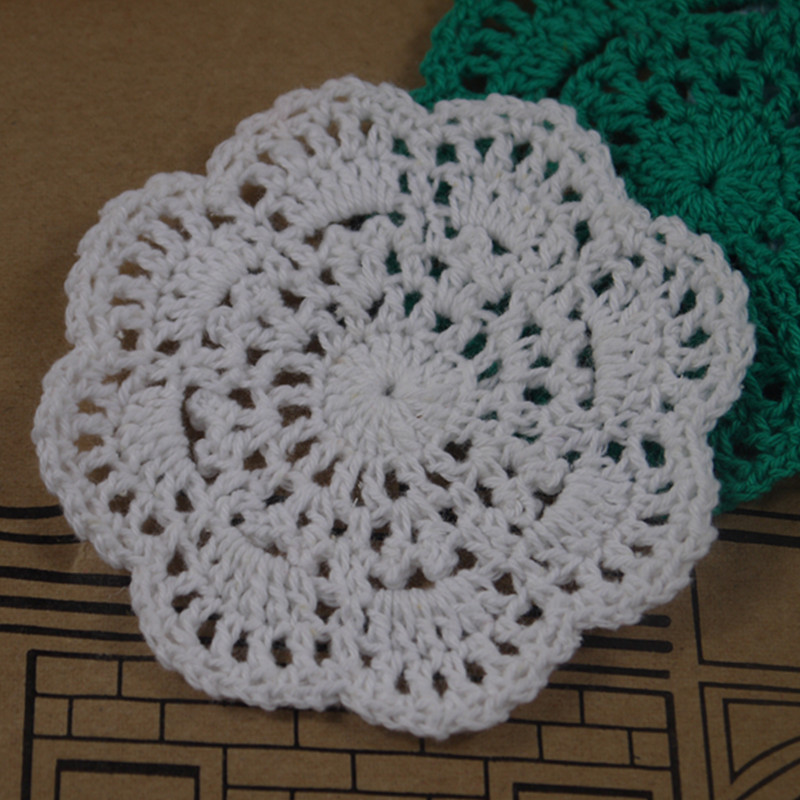 

Wholesale- 10PCS Handmade Crocheted Doilies 4"/10cm Cup Mat Pad tablecloth coasters Round Wadding Home Decoration