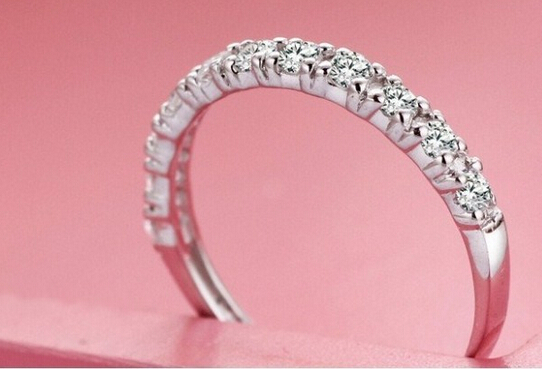 

Free Shipping Fine Wholesale - Genuine SONA diamond ring , 11 diamond ring , three generations IJ color diamond color of fire , seven colors