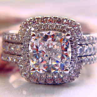 Queen Brilliance 2 Carat Cushion Princess Cut Wedding Enagement Ring Set For Women ,NSCD Simulated Diamond Wedding Ring Set ccp