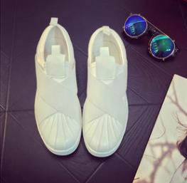 Meilleur Qualilty Été SUPERSTAR SLIP ON Sandales Mocassins Pour Hommes Femmes tête croisée sangle noir et blanc bas Tops baskets unisexes