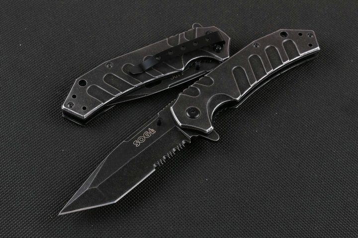 

SOG K959B Stonewashed Tactical Folding Knife 440C 56HRC Serrated Blade Outdoor Hunting Survival Pocket Knife Military Utility EDC Gift Knife