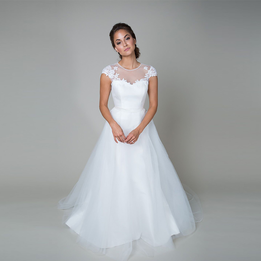 

New Arrival Wedding Gown Features An Illusion Neckline Lace Applique a-Line Shape White Organza Long Bridal Dress, Ivory