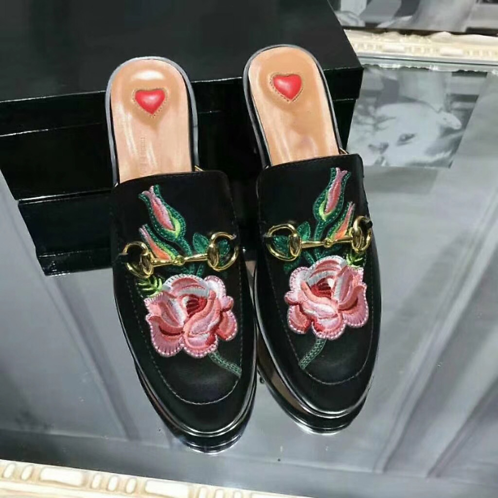 

loafers Princetown Le Fu slippers Europe and the United States rose prickles embroidered slippers Jurchen horsebit former Baotou Muller lazy, Not lovers