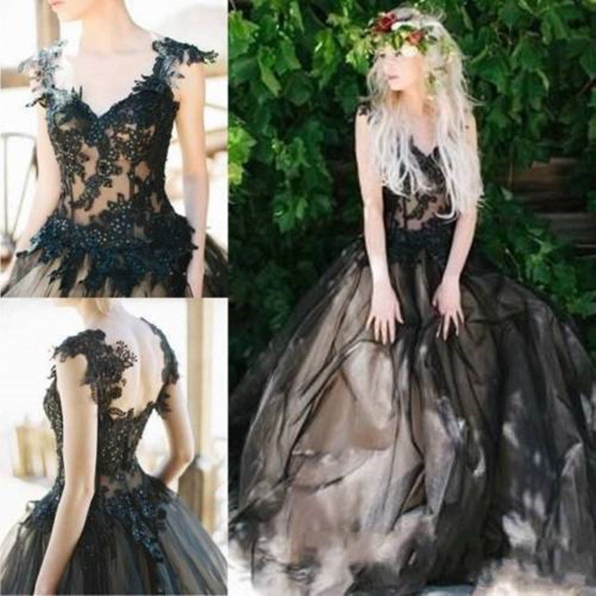 Gothic Style Black Wedding Dress Cap Sleeve V Neck Vintage Retro Design Ball Gown Appliques Lace Bridal Gowns Vestido de Nova Custom Size