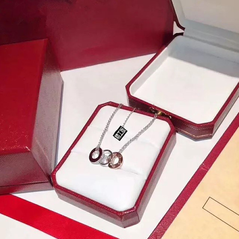 

2018 New 100% stainless steel brand pendant necklaces Hot sell love Three-ring with stone necklace clavicle chain, Silver