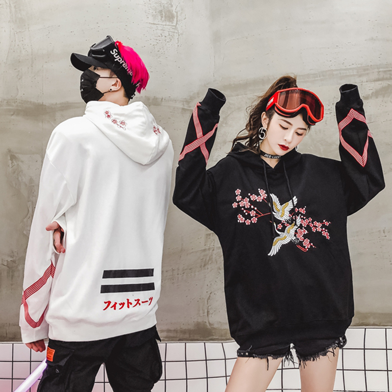 

Flower Animal Embroidery Pullover Hoodie Men Chinese Style Casual Hoodies Sweatshirts Fashion Hip Hop Streetwear, Black